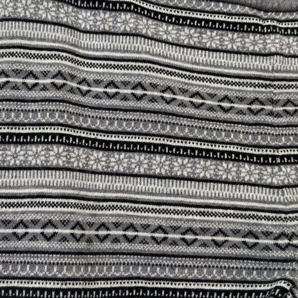 Mossimo Supply Co. Fair Isle Style Sweater Leggings, Grey Geometric, XL - Picture 4 of 10